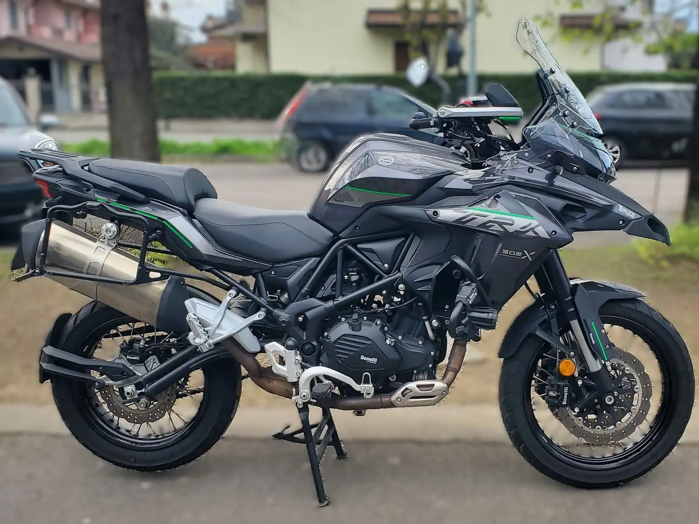 Benelli TRK 502 X Negro - 2