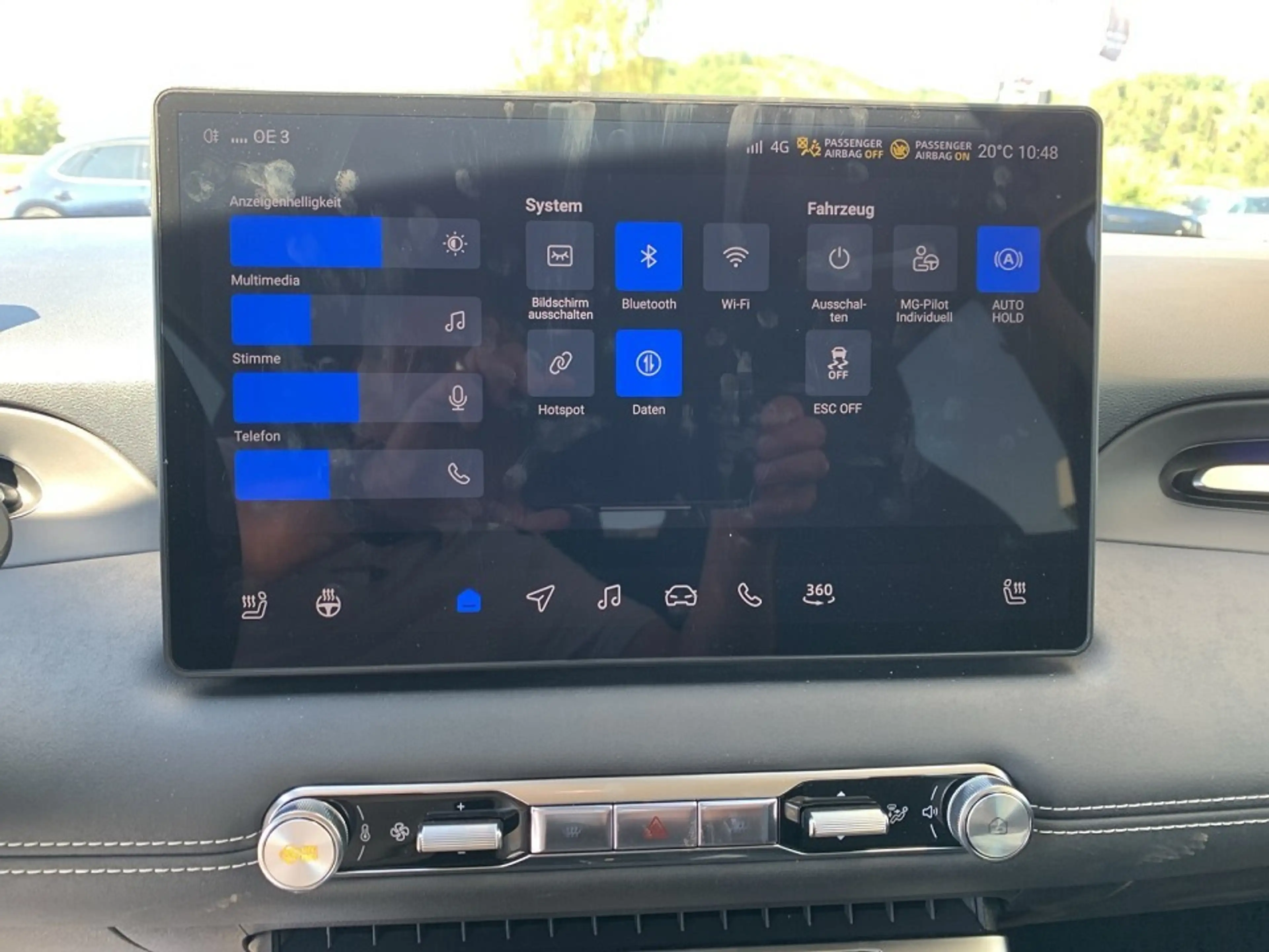 MG MG4 EV Urban 54 kWh Luxury — photo 12
