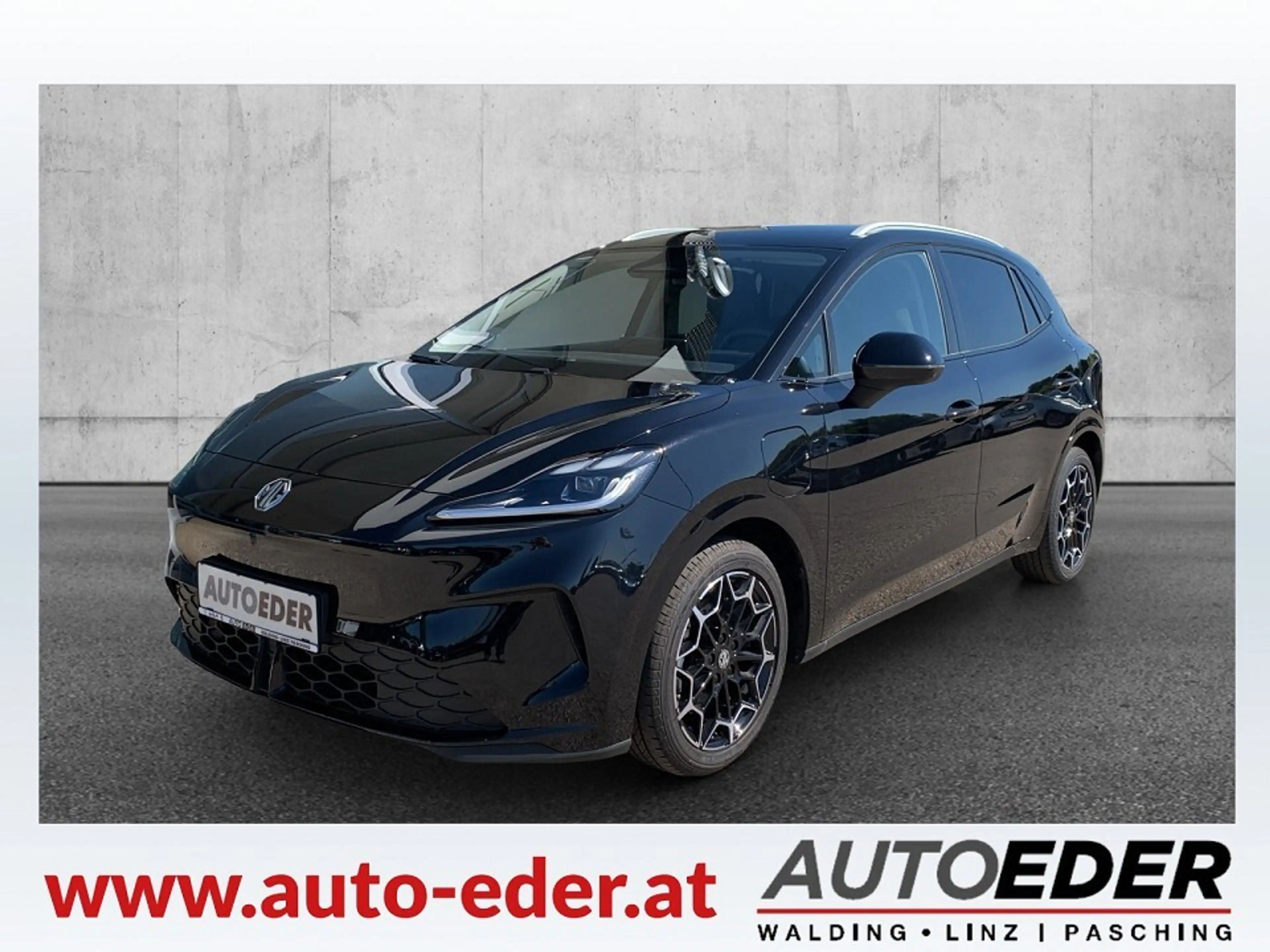 MG MG4 EV Urban 54 kWh Luxury — photo 3