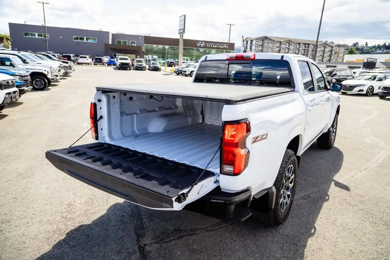 Chevrolet Colorado photo Chevrolet Colorado