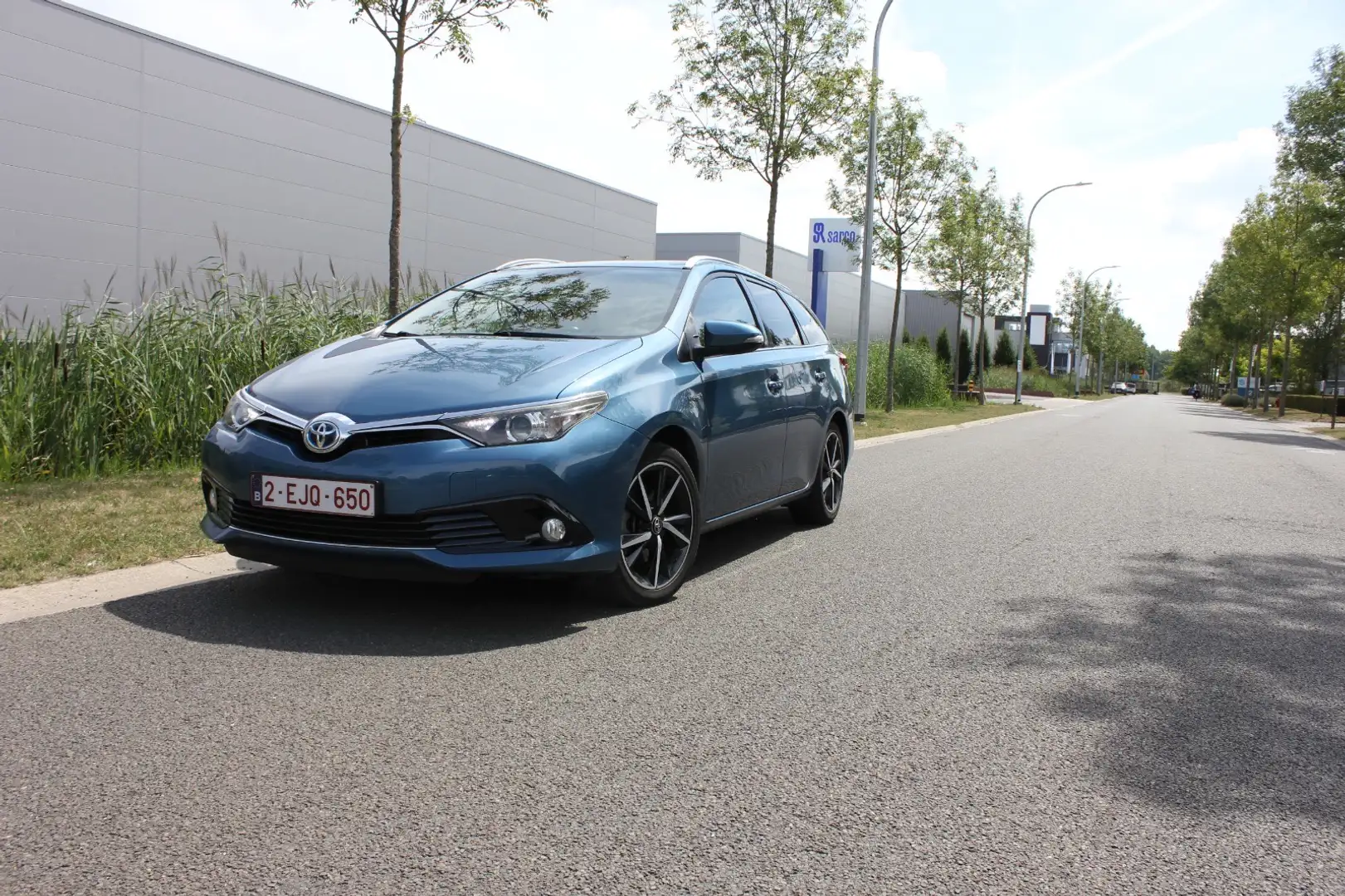 Toyota Auris 1.8 VVT-i Hybrid Automatik Touring Sports Comfort - 2