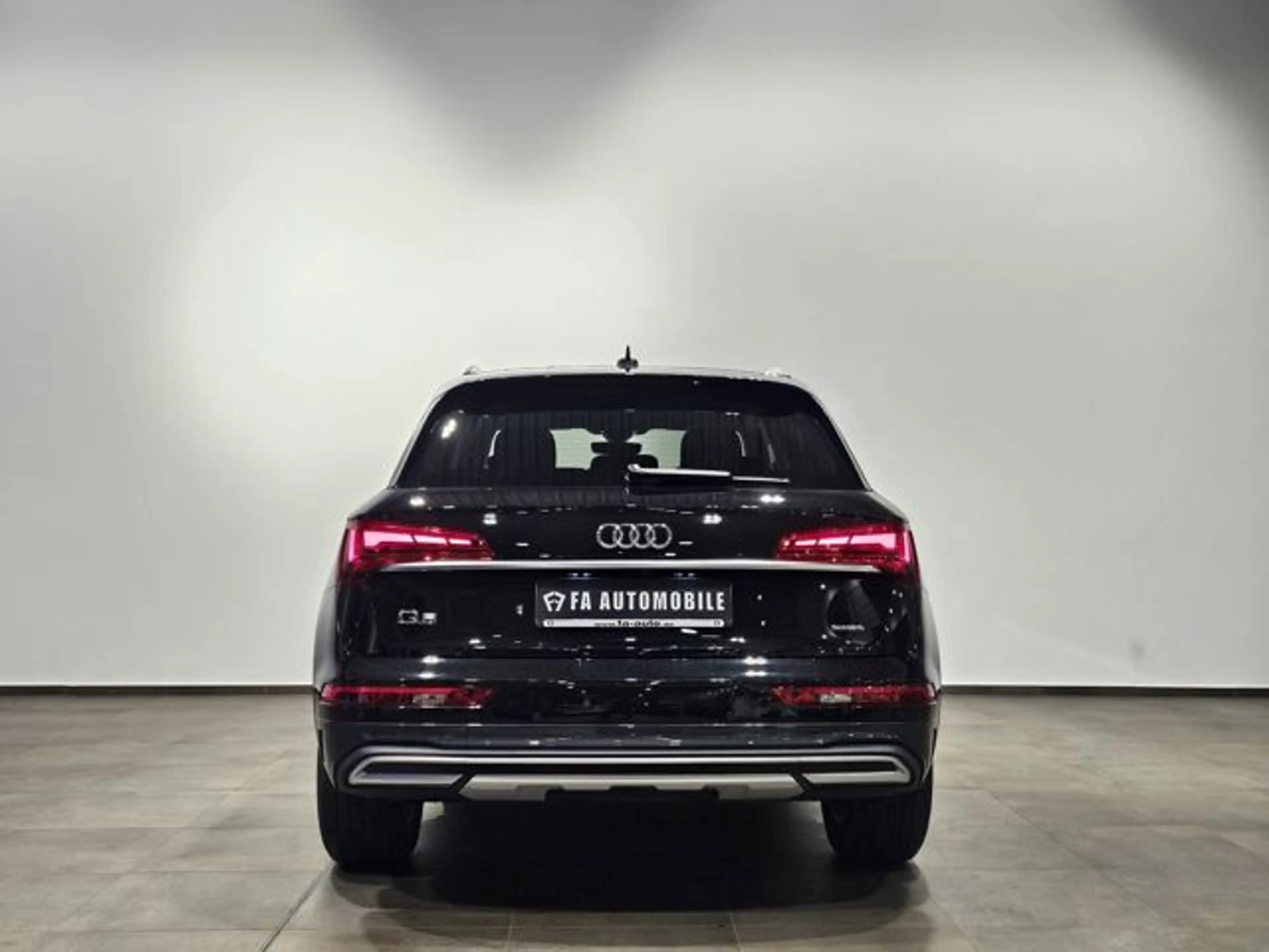 Audi Q5 40 TDI Q. Sport Kameras Matrix Standheizung — photo 11