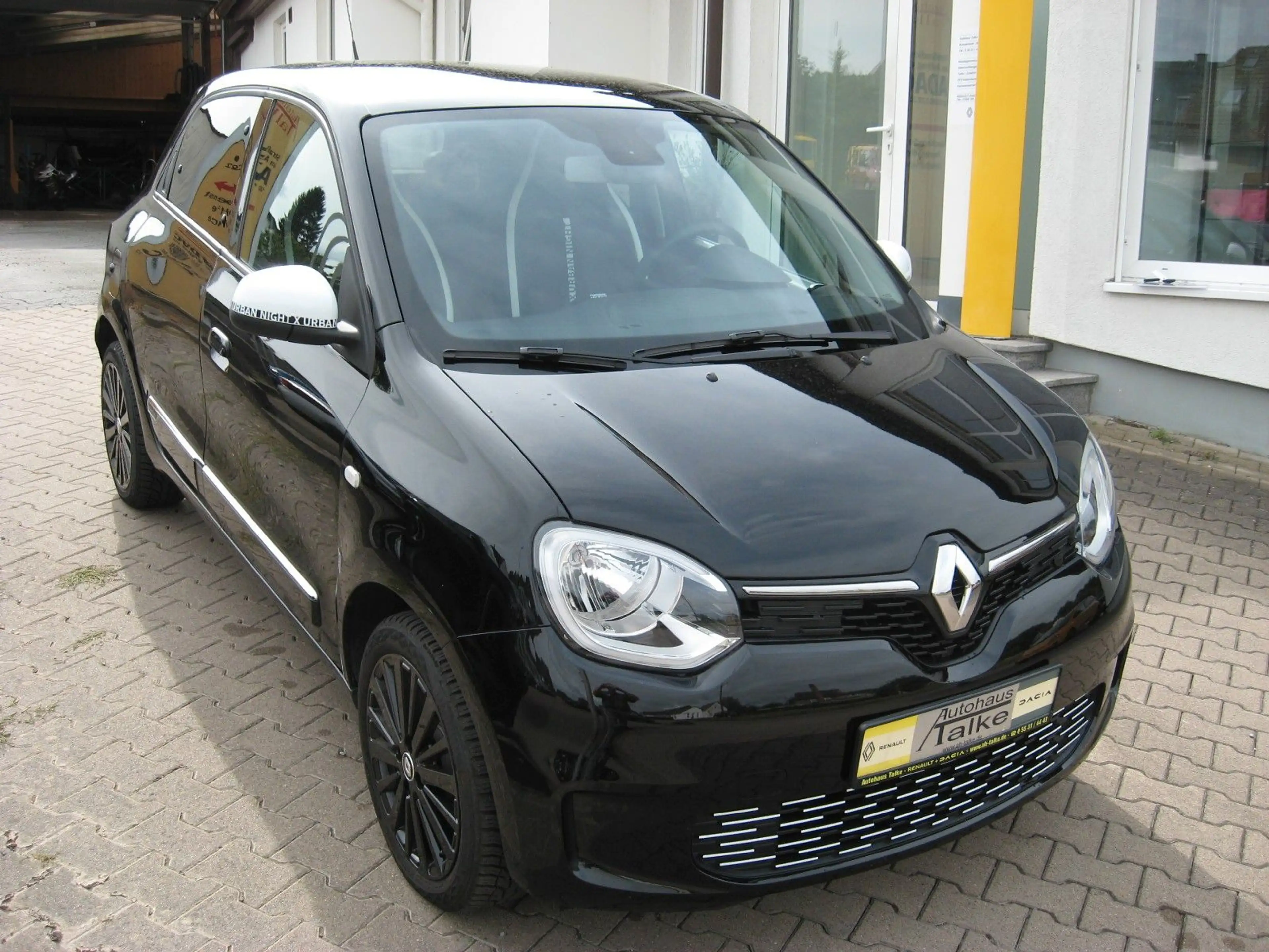 Renault Twingo Urban Night Electric --Wenig Kilometer--