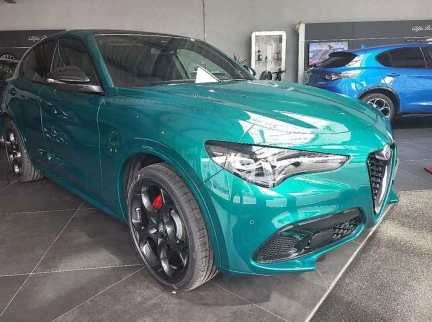 Alfa Romeo Stelvio Tributo Italiano 2,0 16V 280 AT8 Q4 Vert - 2