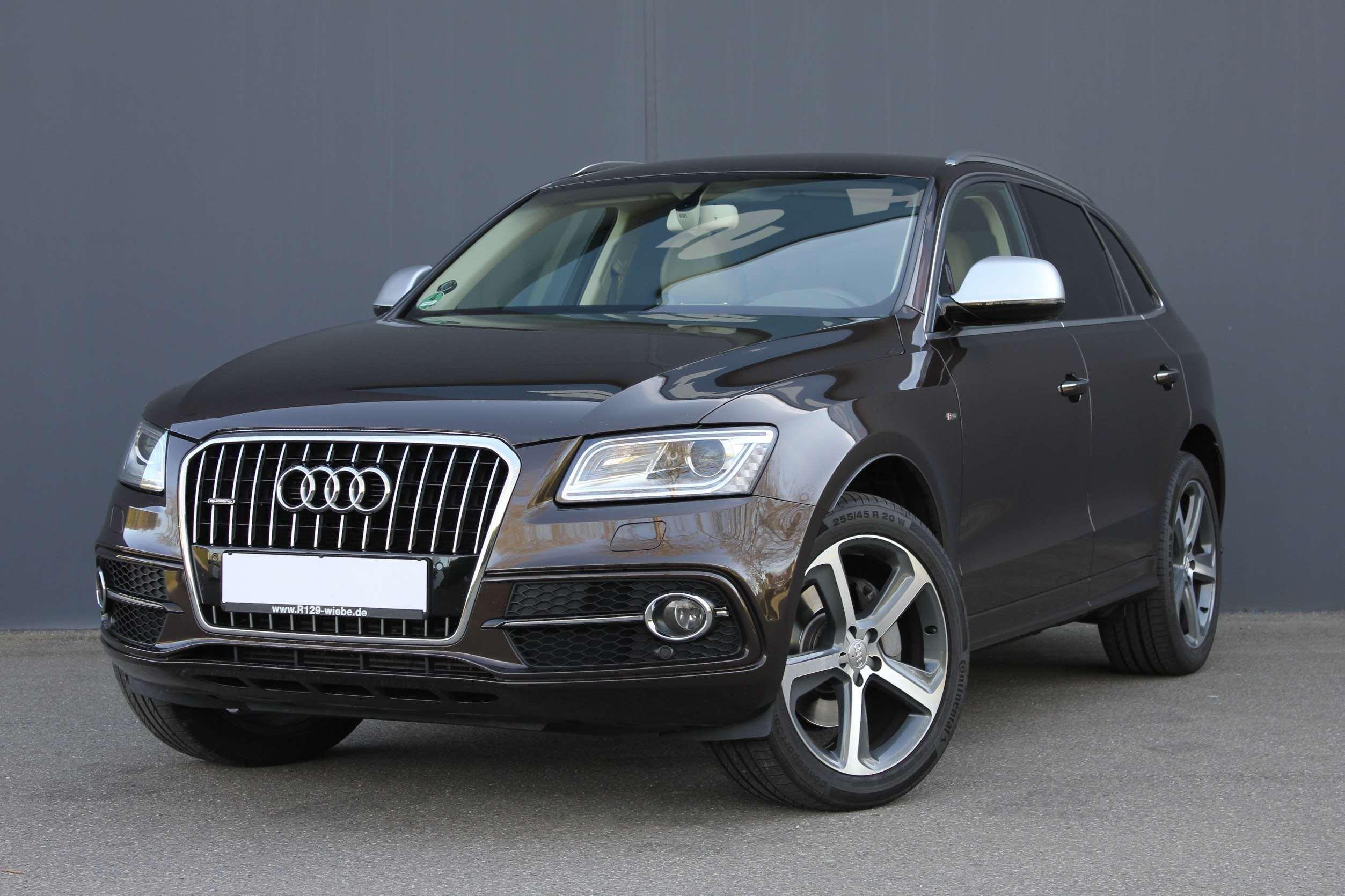 Second hand Audi Q5 3.0