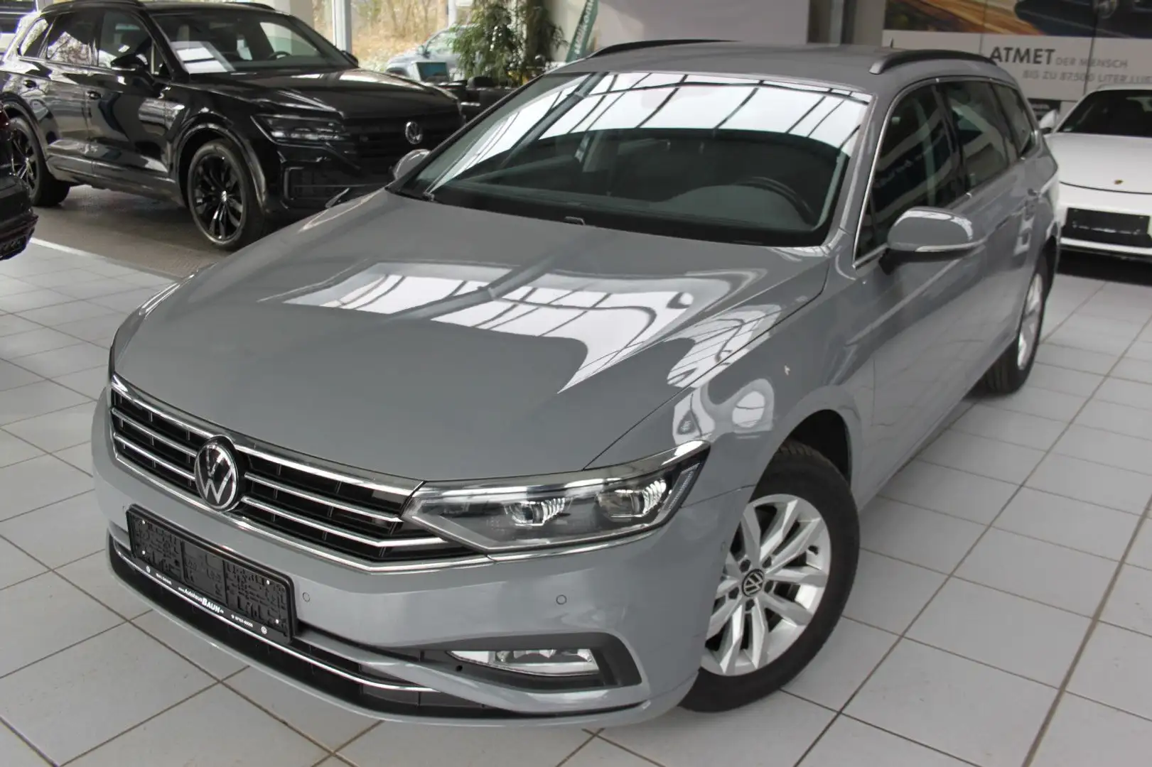 Volkswagen Passat Variant Business/DSG/IQLED/AHK/KAME/ASSIS Grau - 1