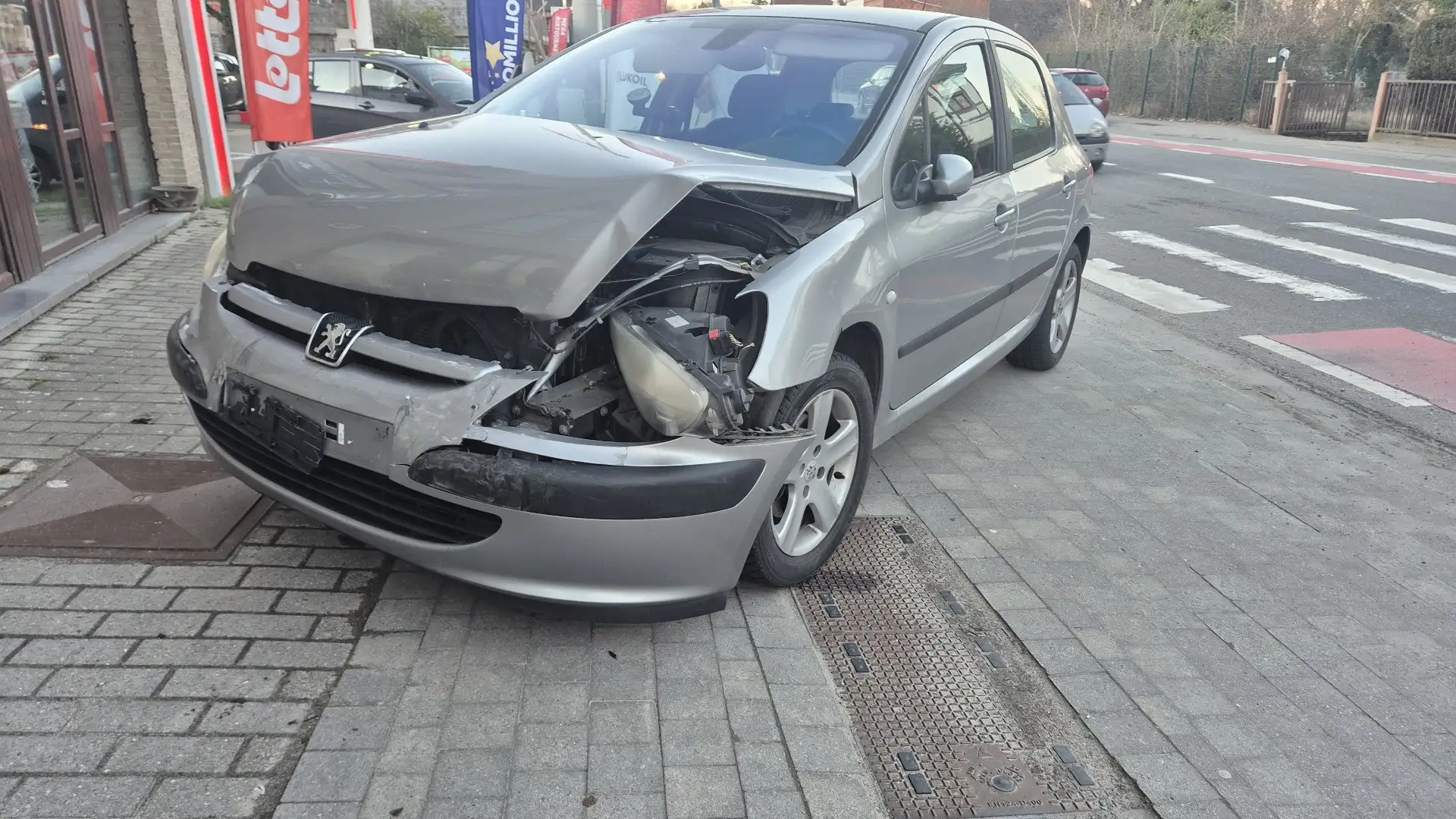 Peugeot 307 2.0i 16v XSI - 2