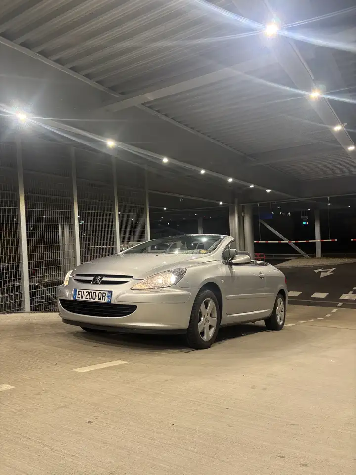 Peugeot 307 CC 2.0 16V - 138