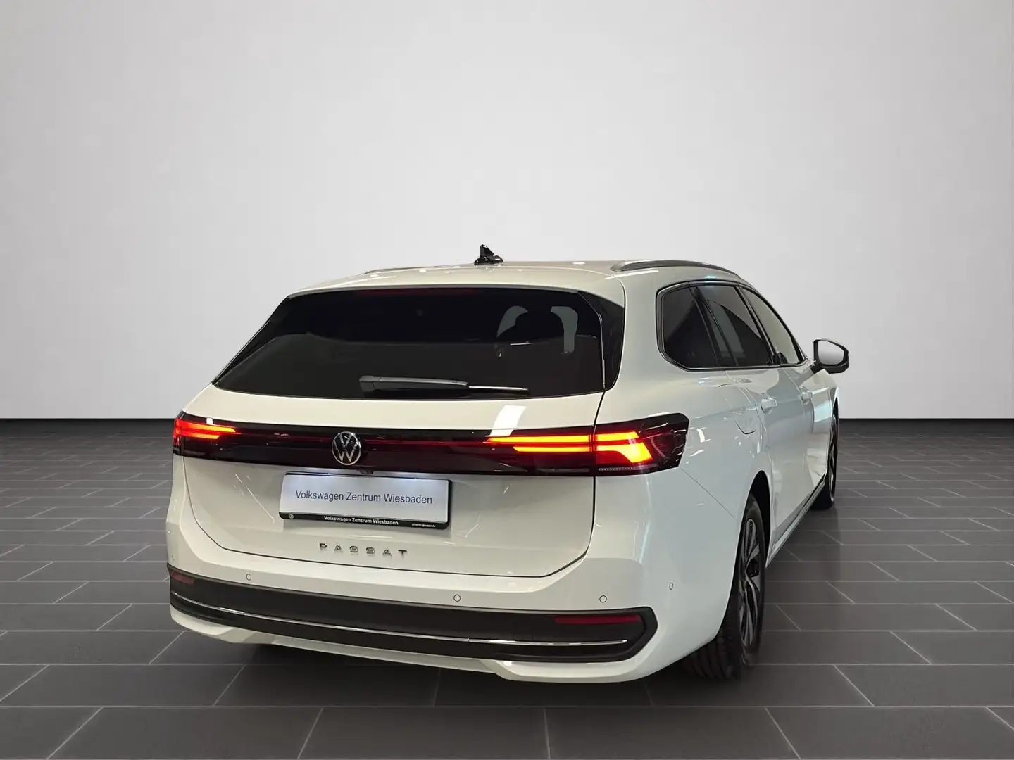 Volkswagen Passat Variant 2.0 TDI DSG Business, Navi, Sitzh Weiß - 2