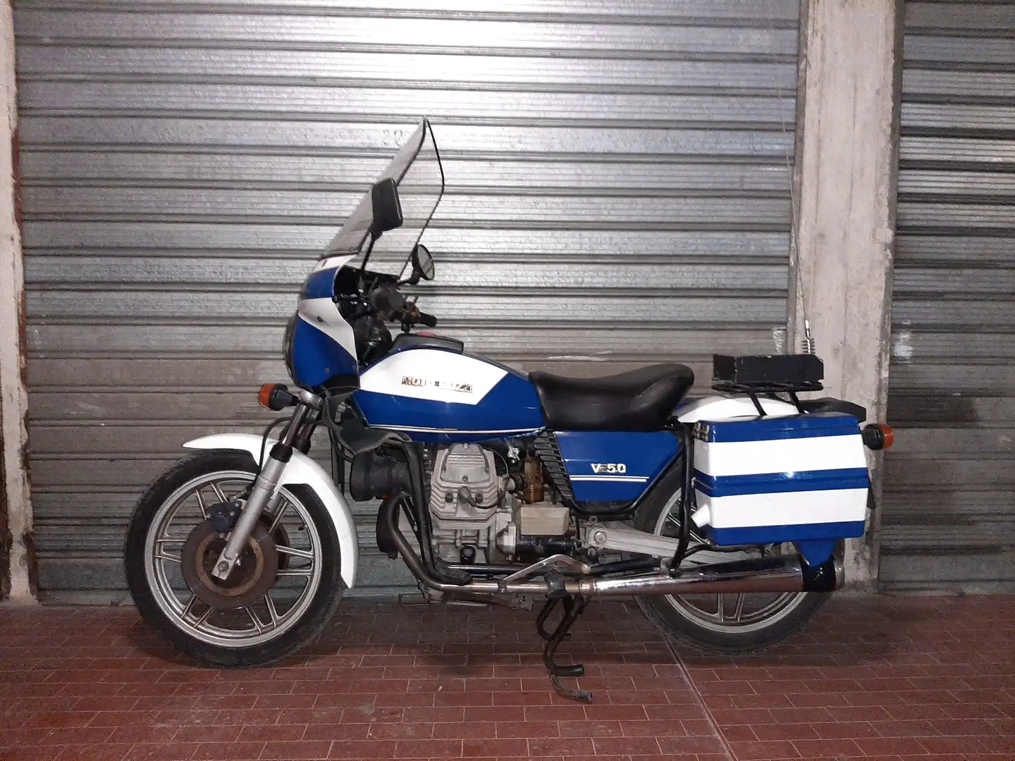 Moto Guzzi V 50 III Pol PA VecchioTipo Bleu - 1