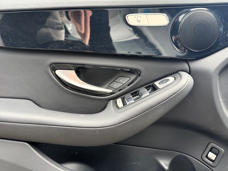 Mercedes-Benz C 300 C300 E | LED | DAB | Kamera | Carplay |Business — photo 10