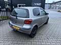 Toyota Yaris 1.0 VVT-i Gris - thumbnail 4