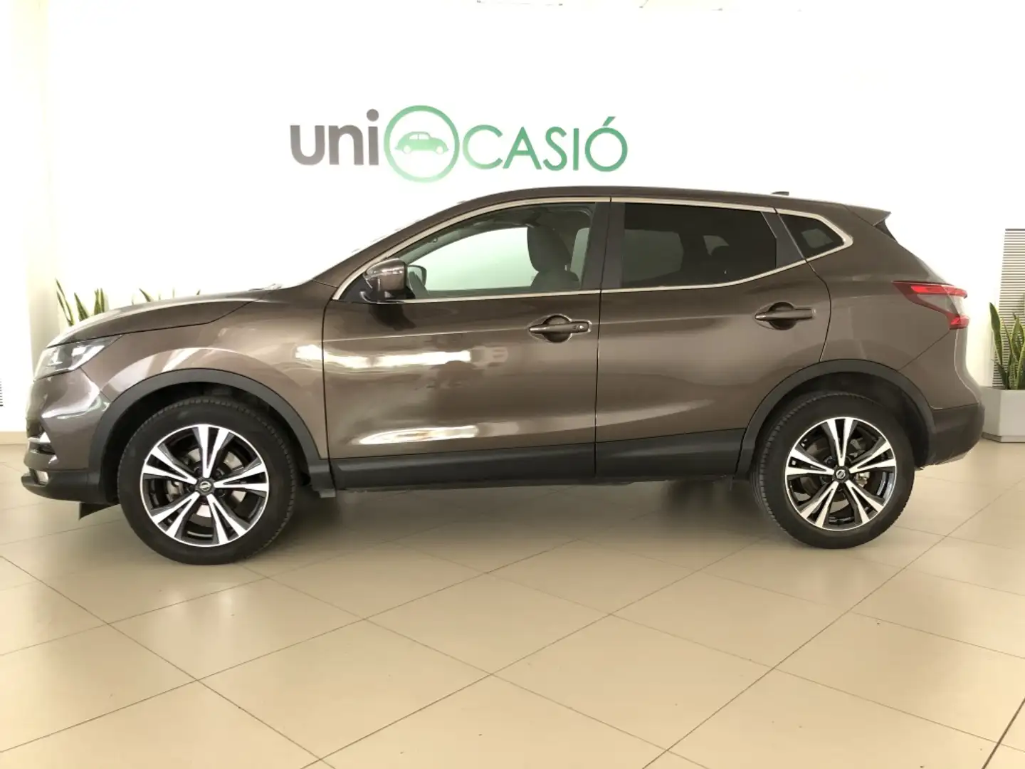 Nissan Qashqai 1.3 DIG-T N-Connecta 4x2 103kW - 2