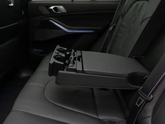 BMW X5 view 28