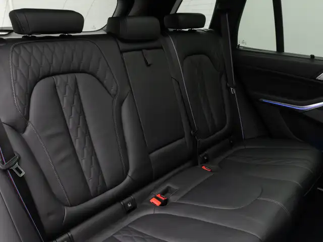 BMW X5 view 29