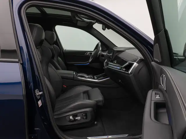 BMW X5 view 24