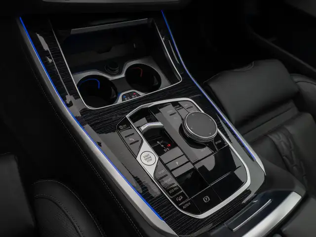 BMW X5 view 22