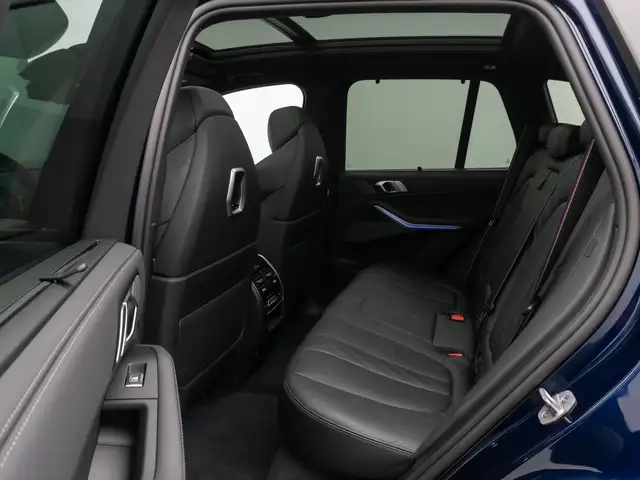 BMW X5 view 25