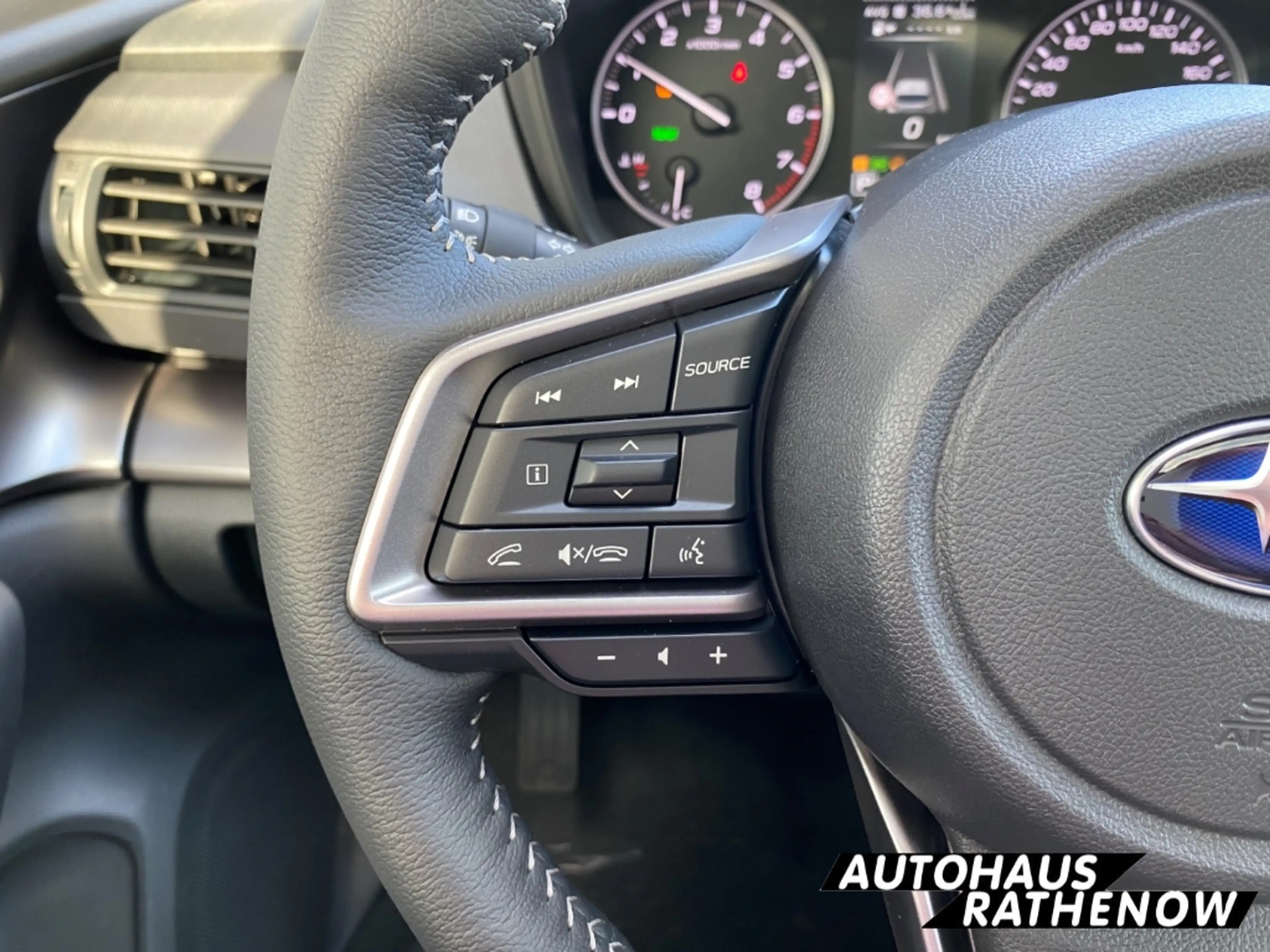 Subaru Impreza Platinum 2.0ie Navi Leder 360 Kamera LED — photo 14