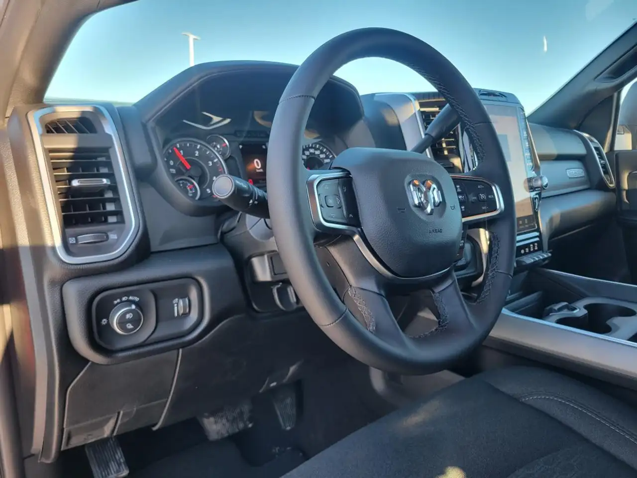 RAM 2500 снимка RAM 2500