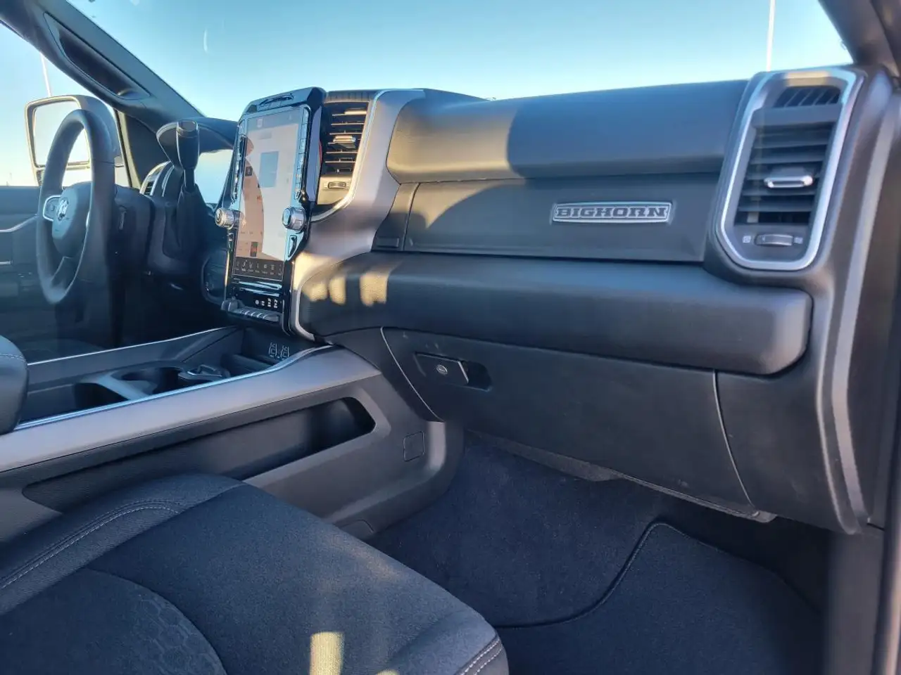 RAM 2500 снимка RAM 2500