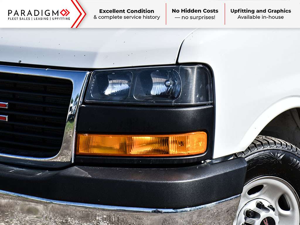 2025 GMC Savana 3500 Commercial Cutaway
