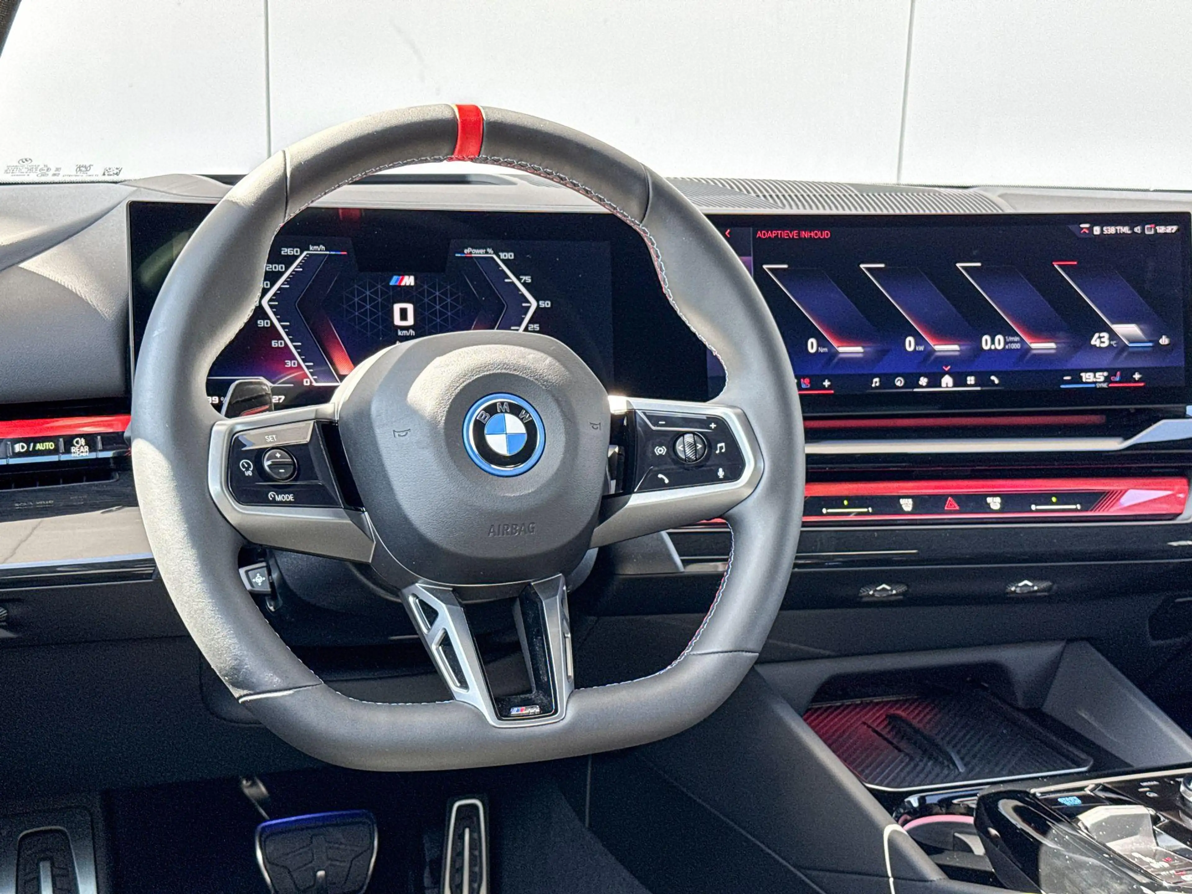 BMW i5 Sedan M60 xDrive M Sport Pro / Innovation Pack / T — photo 15