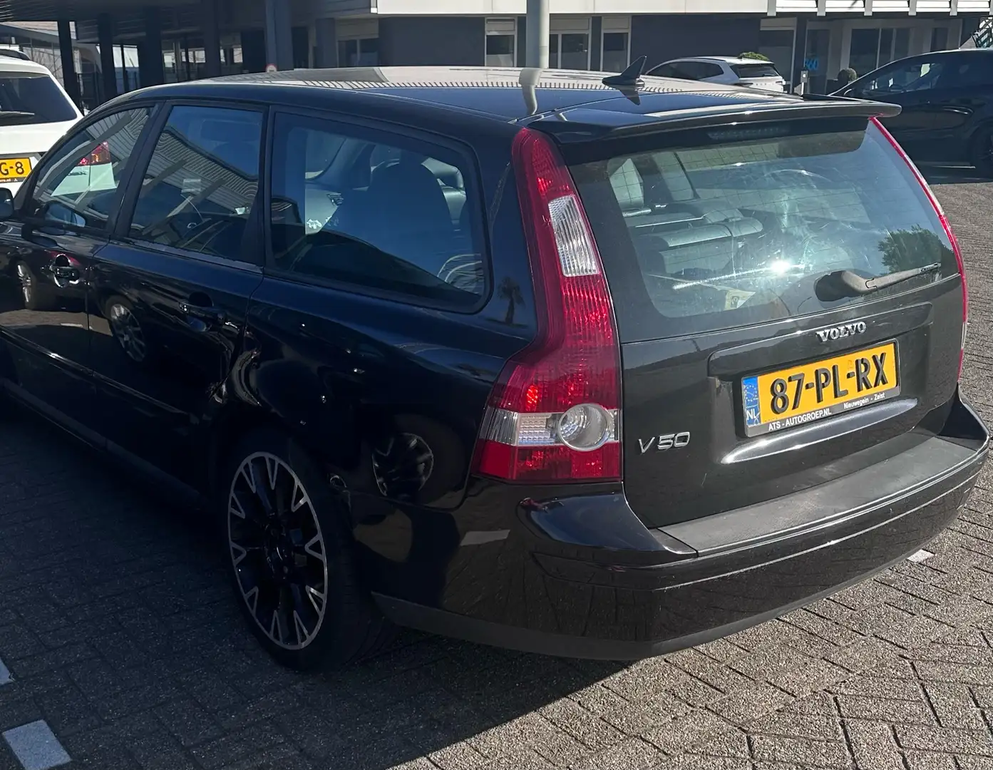 Volvo V50 2.4i Summum LPG! Zwart - 2