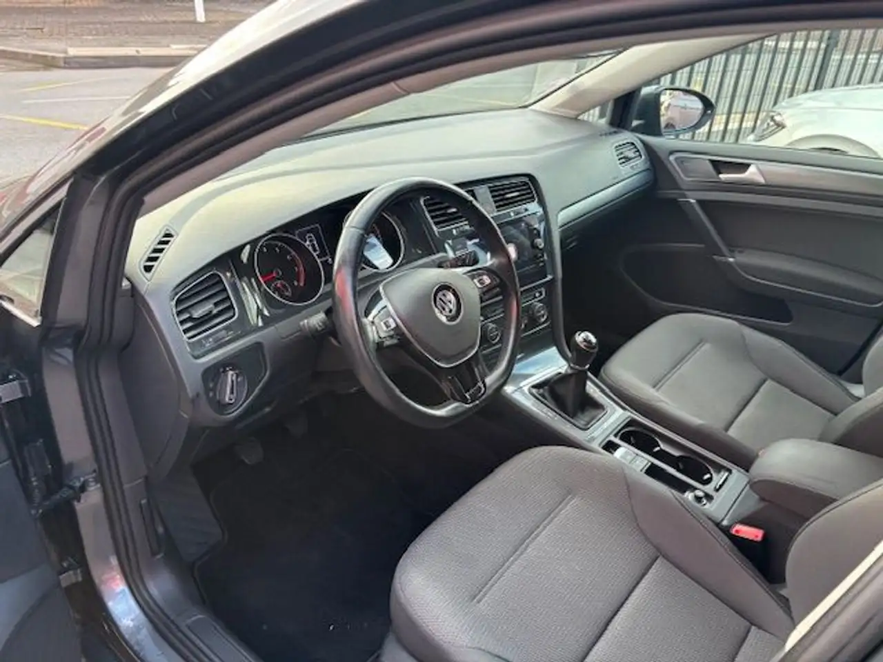 Volkswagen Golf Standard Model — photo 13