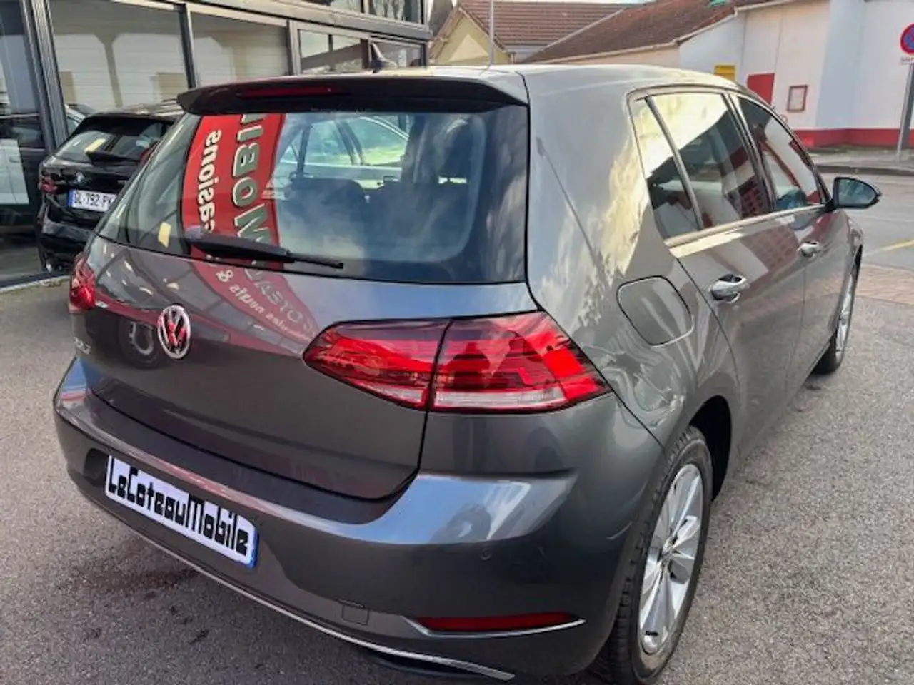 Volkswagen Golf Standard Model — photo 10