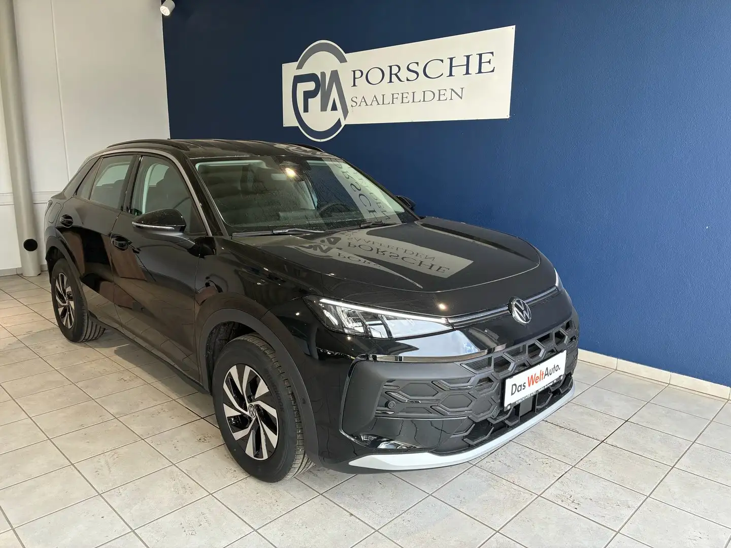 Volkswagen T-Roc 4Me eTSI DSG Schwarz - 1
