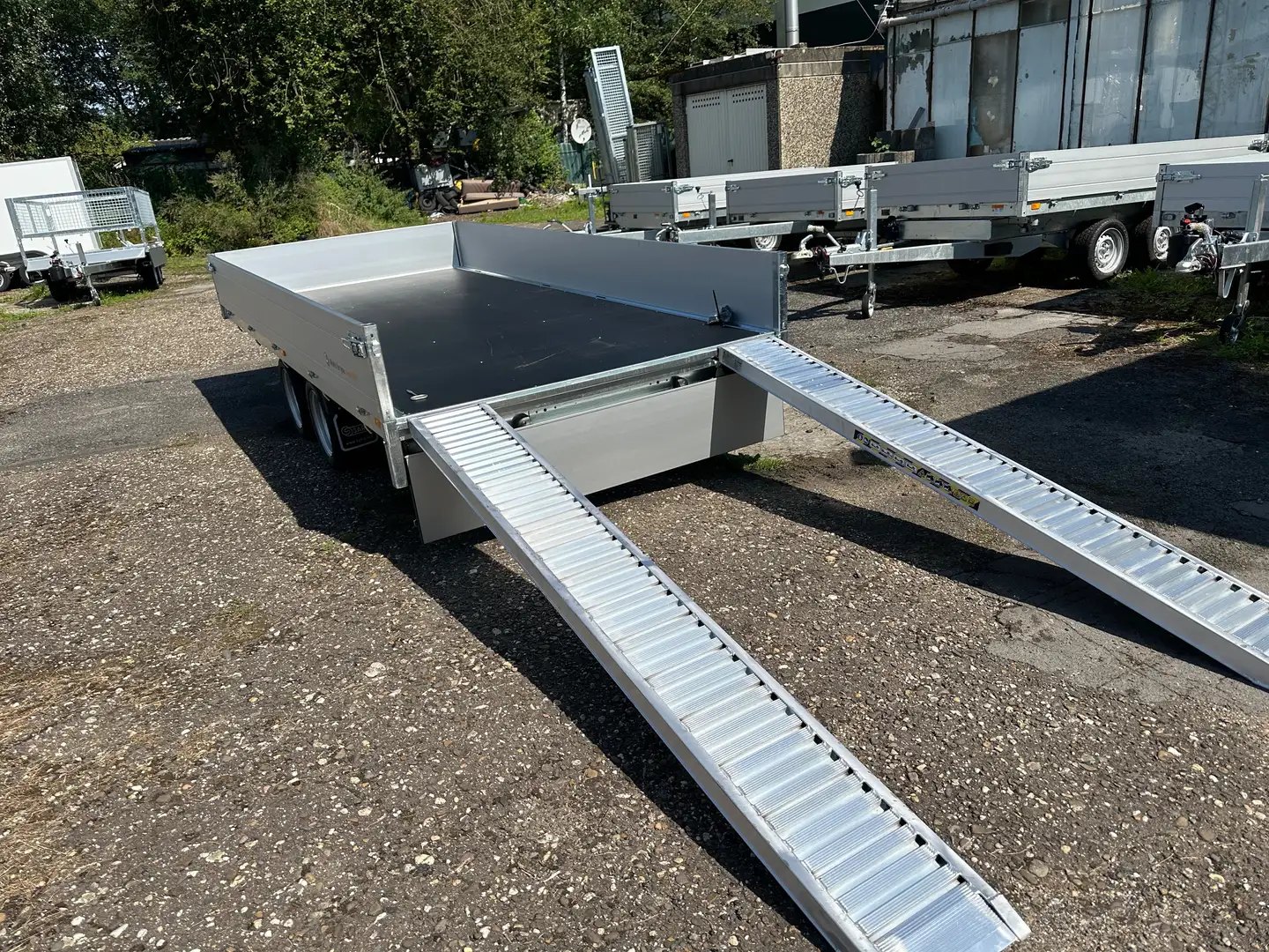 Saris PL 406 184 2700 2 mit Alu Auffahrrampen - 2