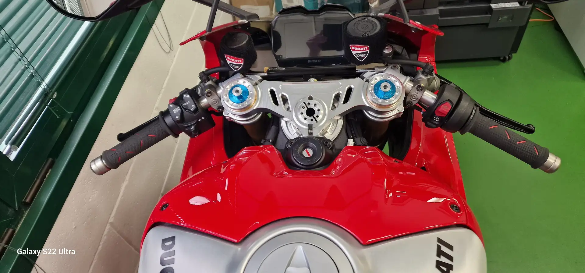 Ducati Panigale V4 R Rojo - 2