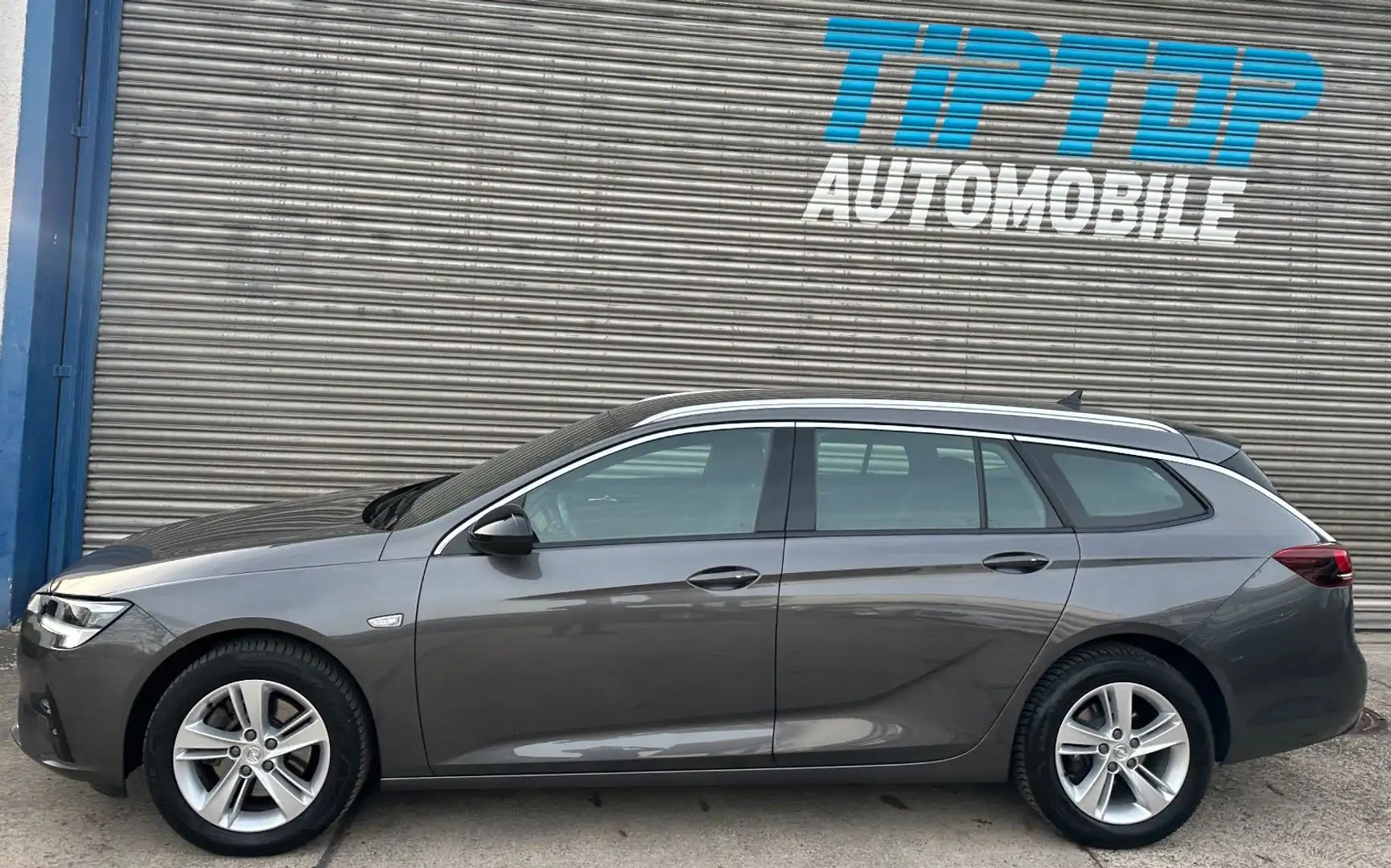 Opel Insignia B Spo TourEleg*MATRIX-LED*NAVI*AHK Grau - 2