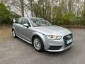 Audi A3 1.6 TDI Attraction Argent - thumbnail 1