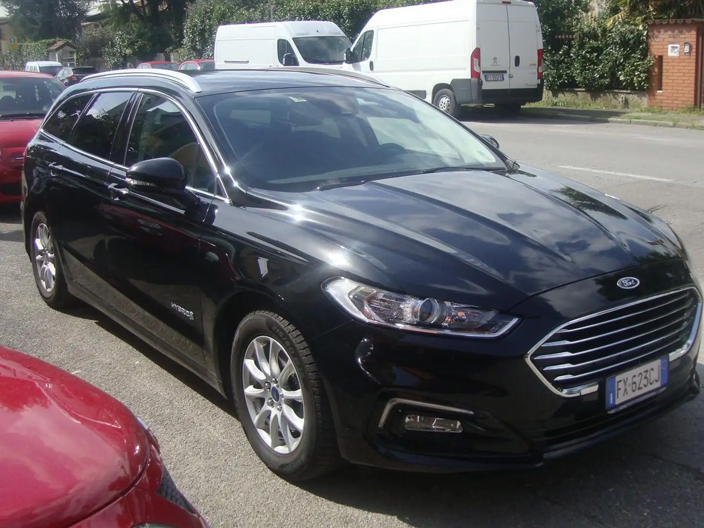Ford Mondeo SW 2.0 hybrid Titanium Business ecvt Noir - 2