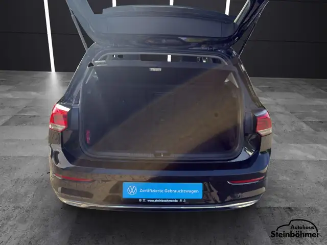 Volkswagen Golf view 6