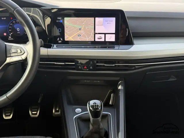 Volkswagen Golf view 21