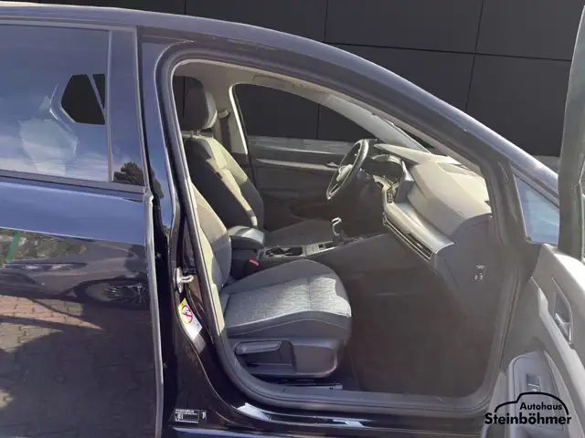Volkswagen Golf view 13