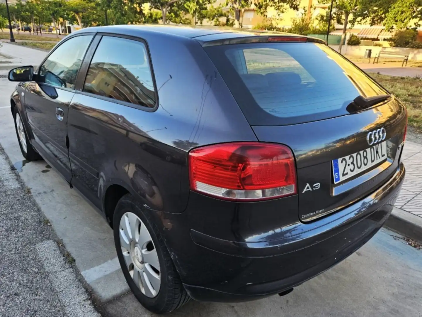 Audi A3 1.9TDI Ambition Nero - 2