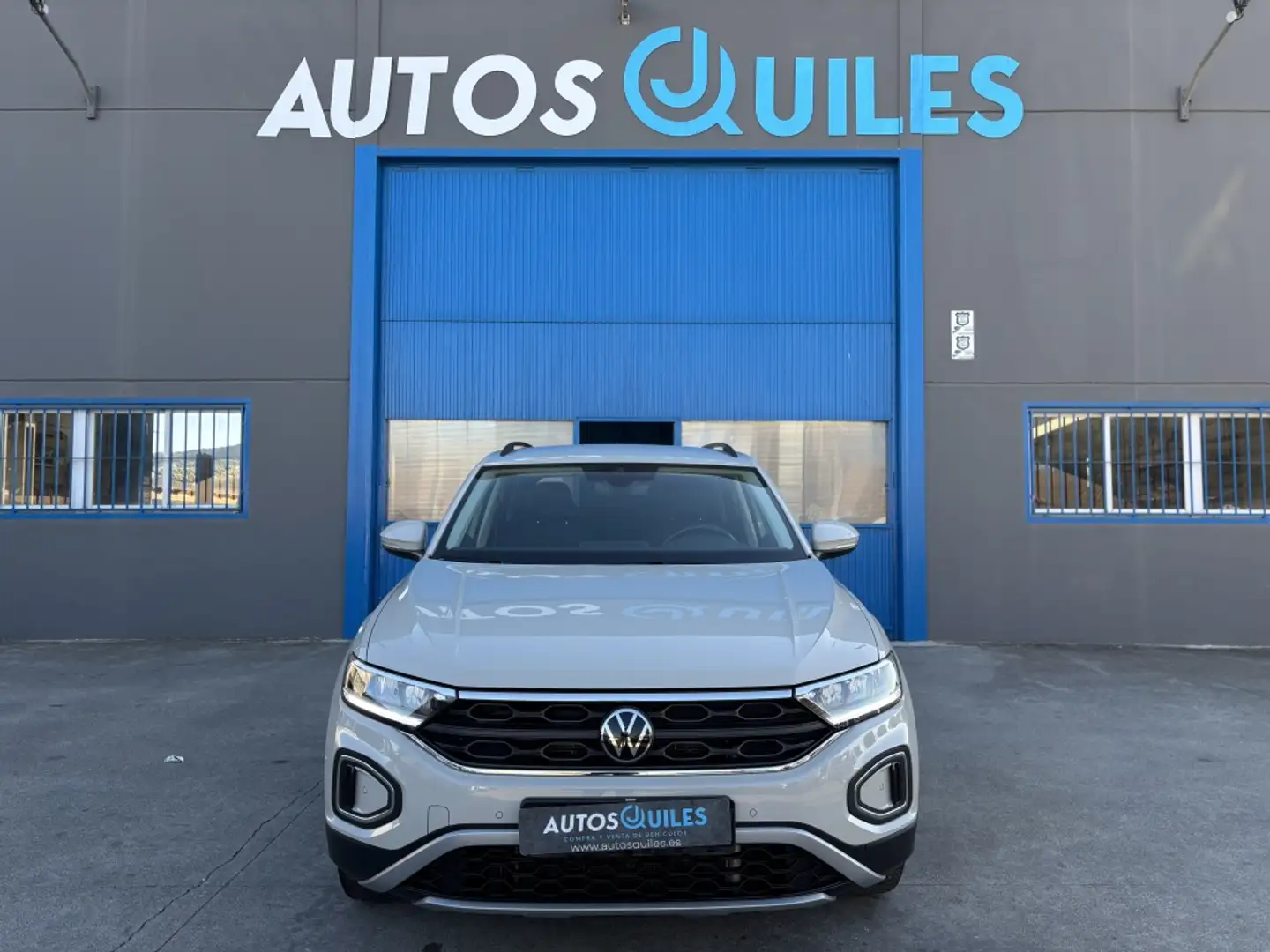 Volkswagen T-Roc 1.5 TSI Life DSG7 110KW Beige - 1