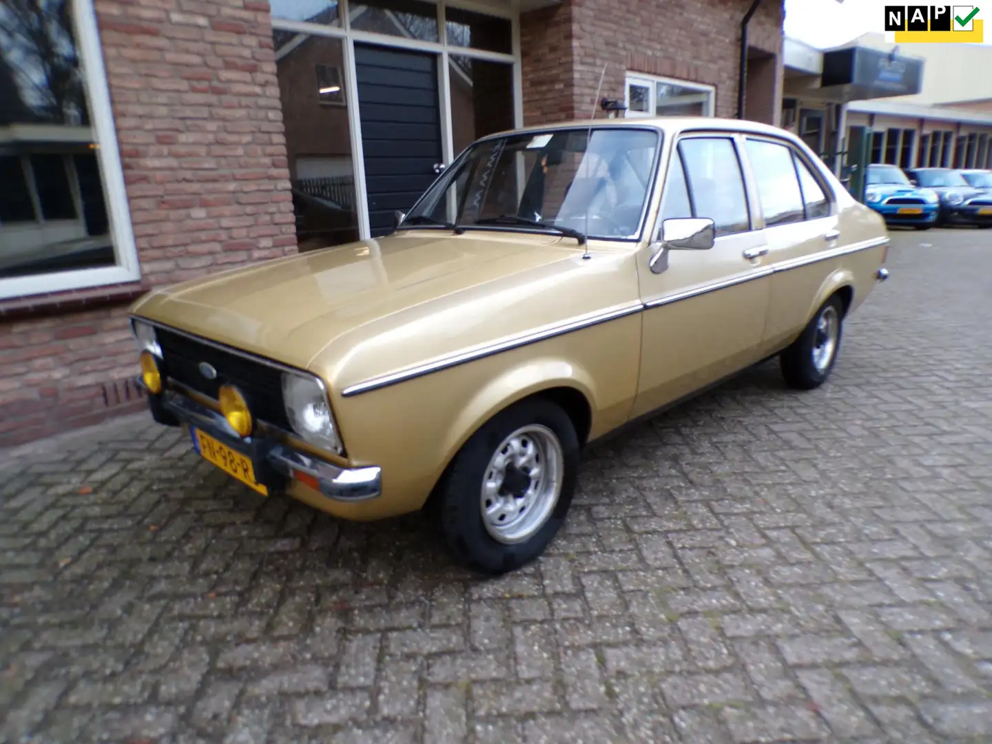 Ford Escort 1.3 L Automaat 2e eigenaar / Belastingvrij Maro - 1