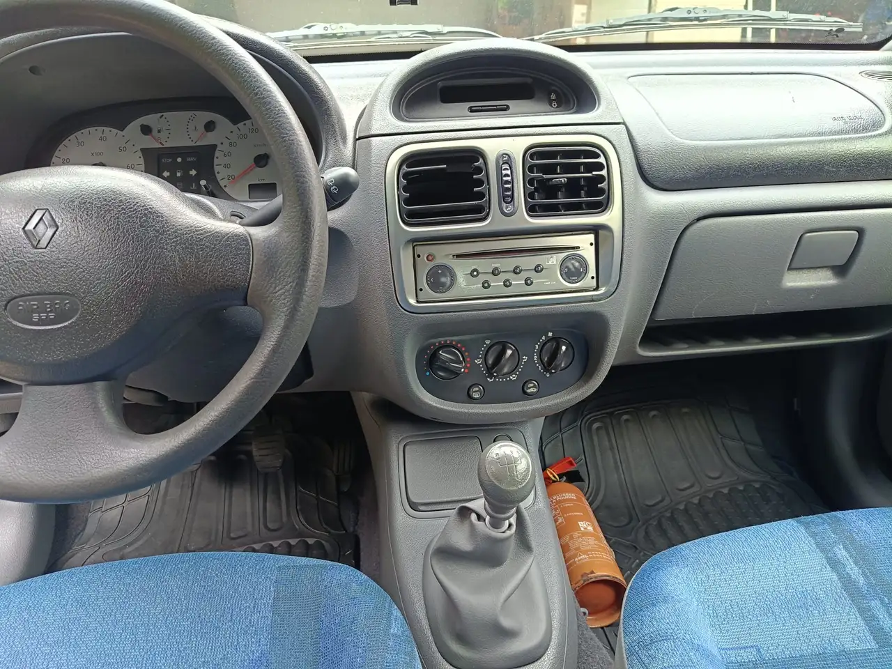 Renault Clio 1.2i slechts 136.000km, foto 10