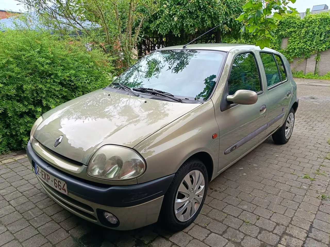 Renault Clio 1.2i slechts 136.000km, foto 1