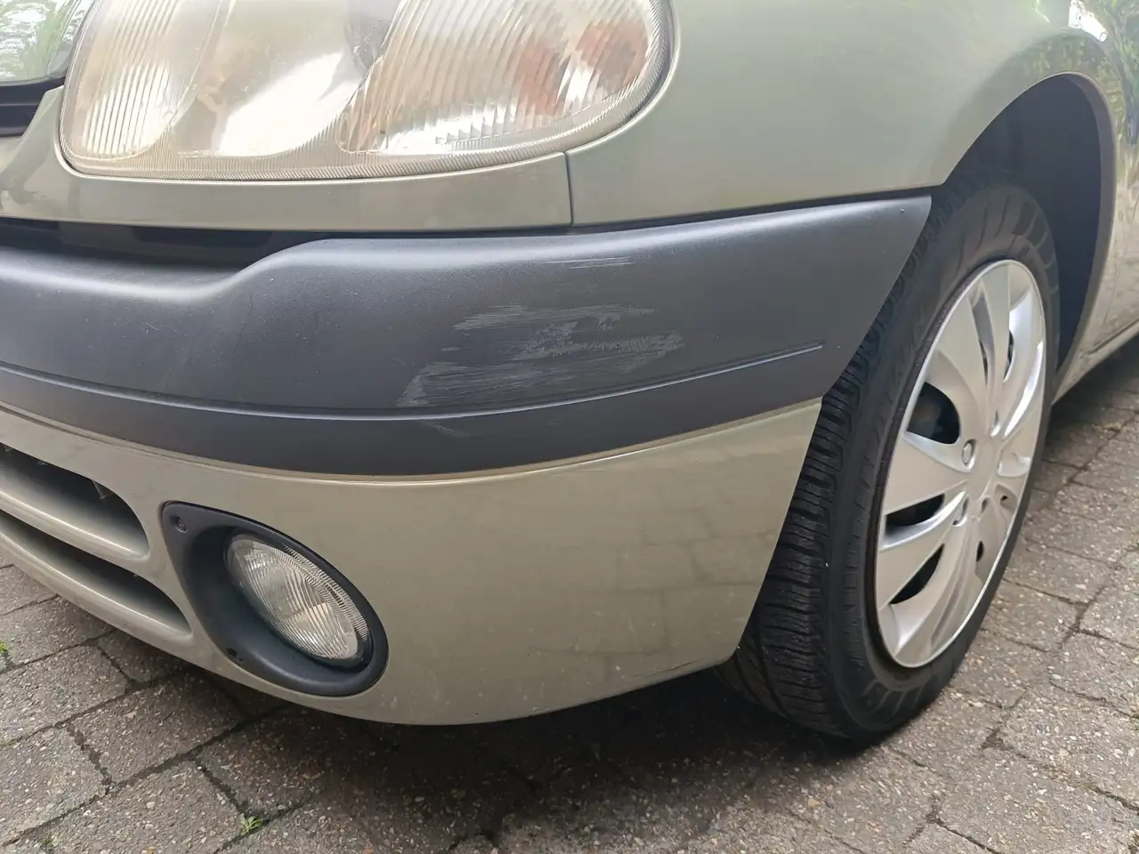 Renault Clio 1.2i slechts 136.000km, foto 7