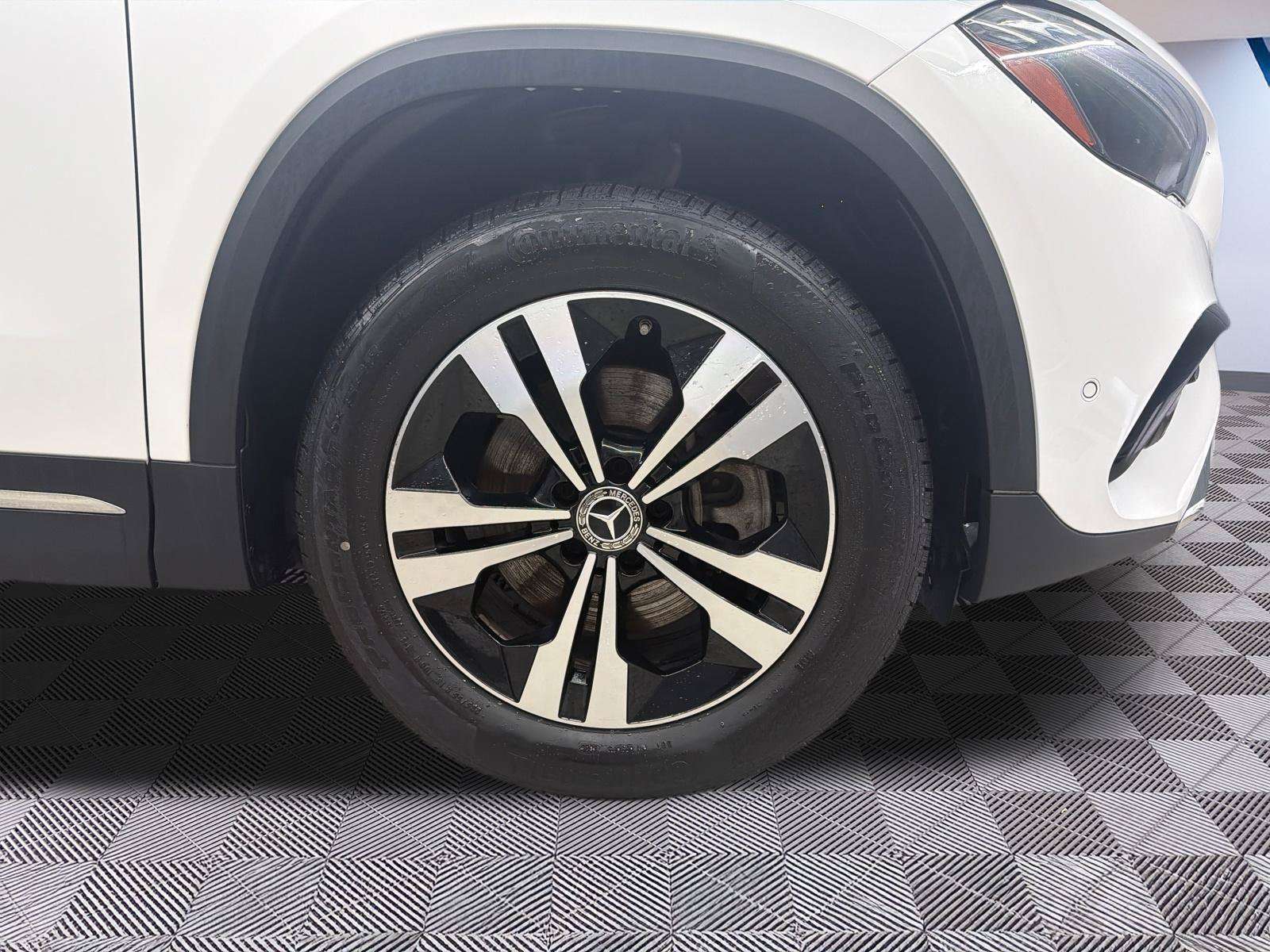 2026 Mercedes-Benz GLA 4MATIC — photo 2
