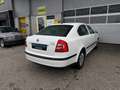 Skoda Octavia 1,6 FSI Ambiente Weiß - thumbnail 9