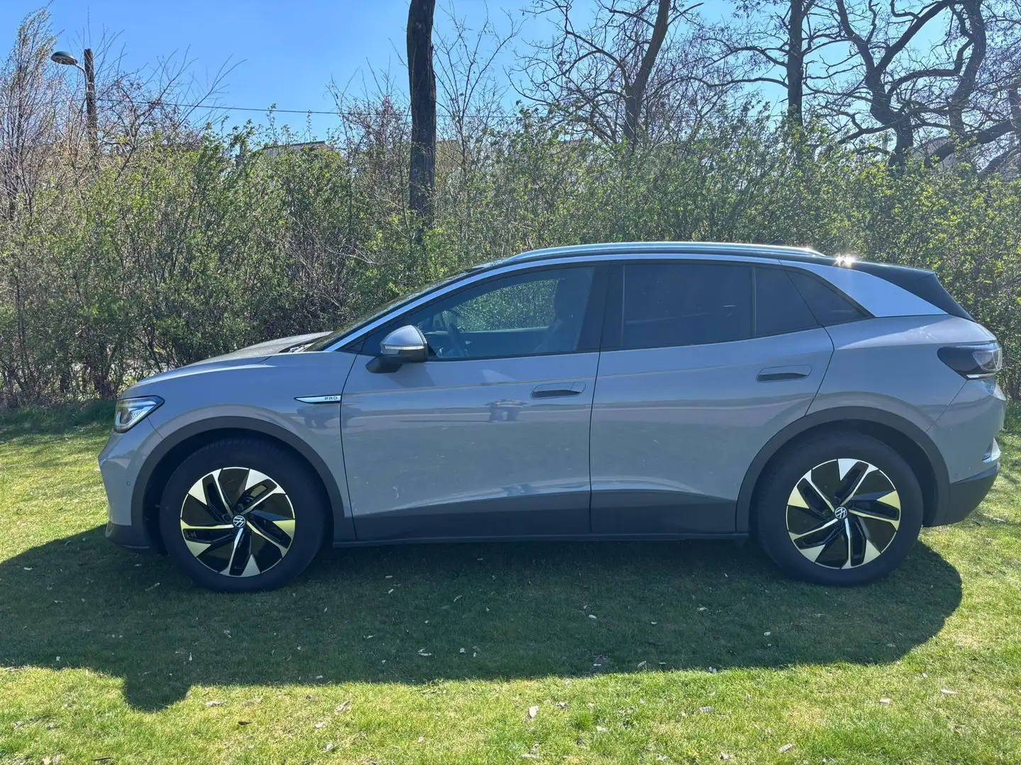 Volkswagen ID.4 ID. 4 Pro 77kWh Pro Grau - 2