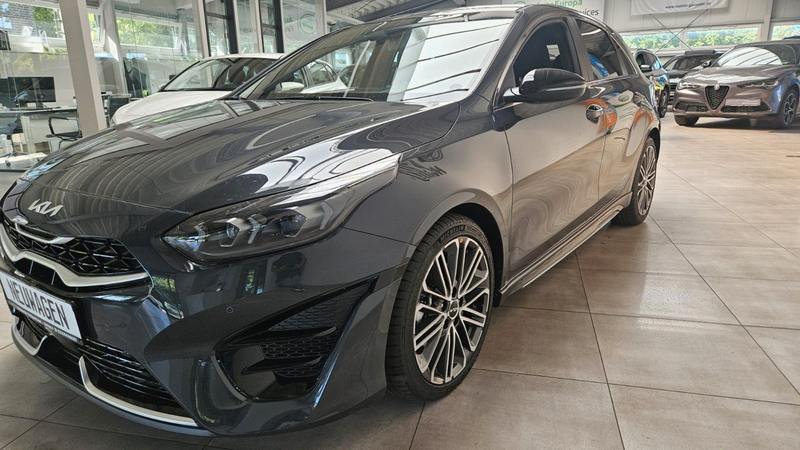 Kia Ceed / cee'd Ceed GT Line Performance+Technologie Paket JBL — photo 9