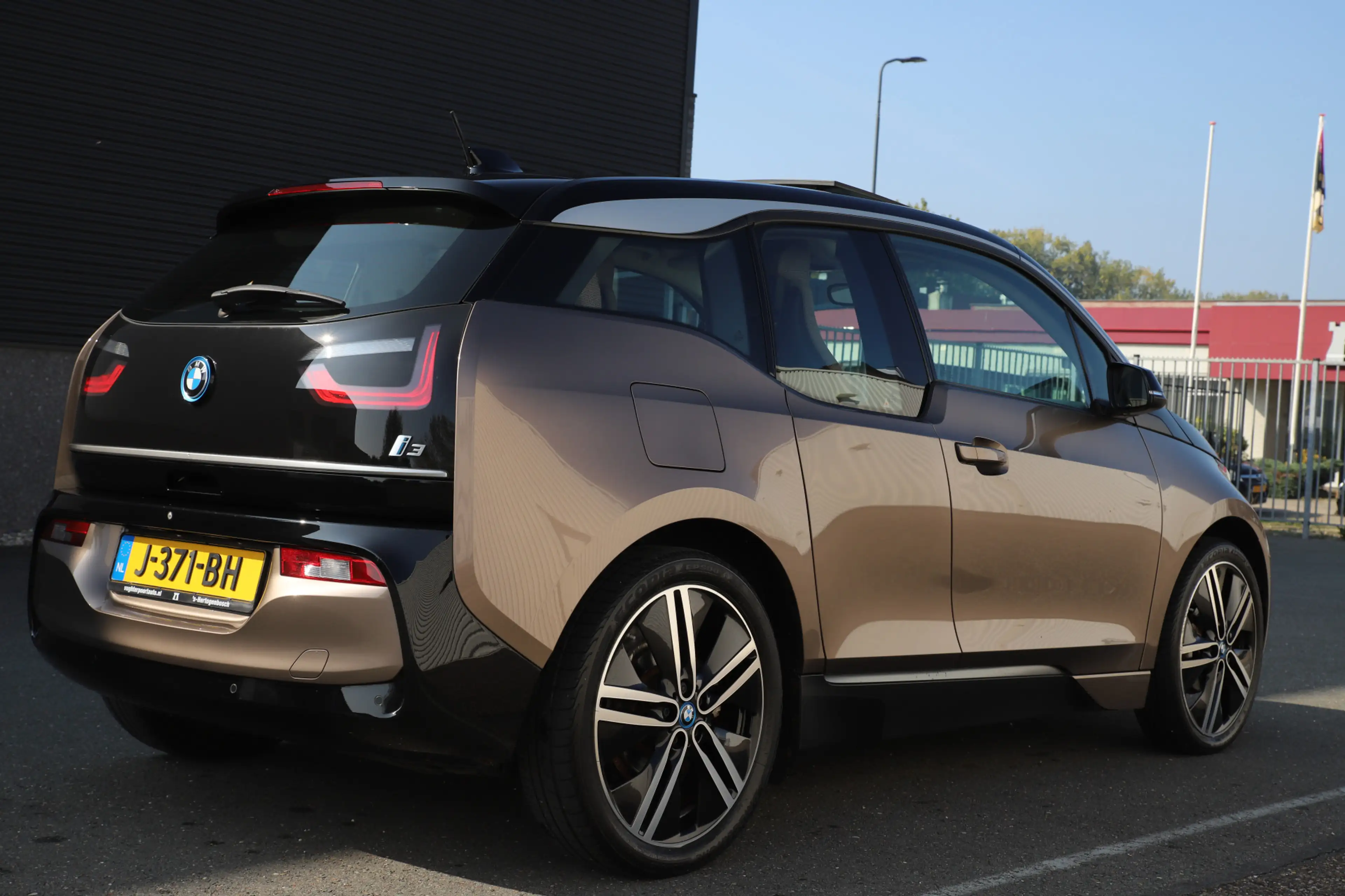 BMW i3 Executive 120Ah 42 kWh/*Lodge*/Navi-Pro/Camera/W-p — photo 5